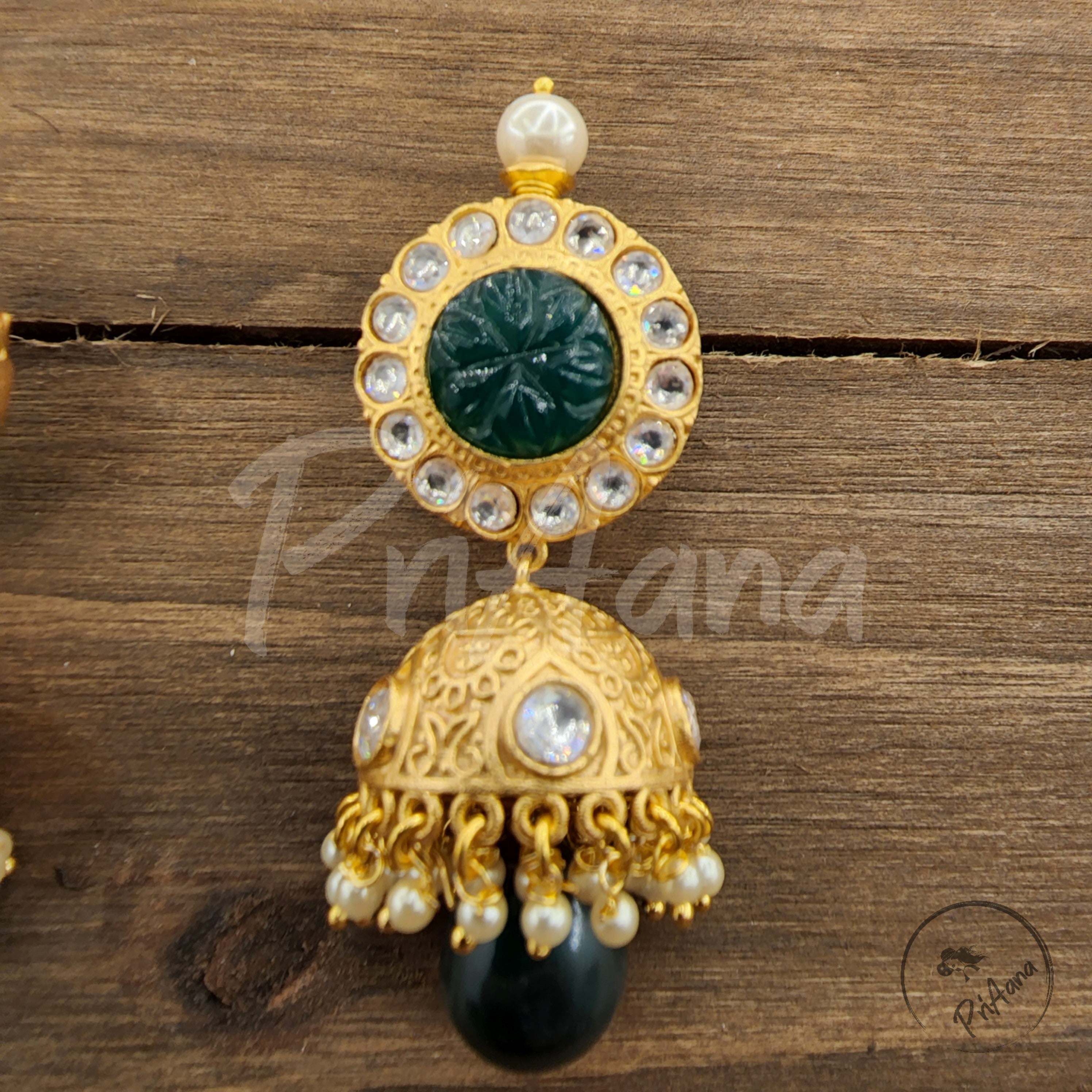 Dipashri Ahmedabadi Kundan with Natural Carved Stone Necklace Set