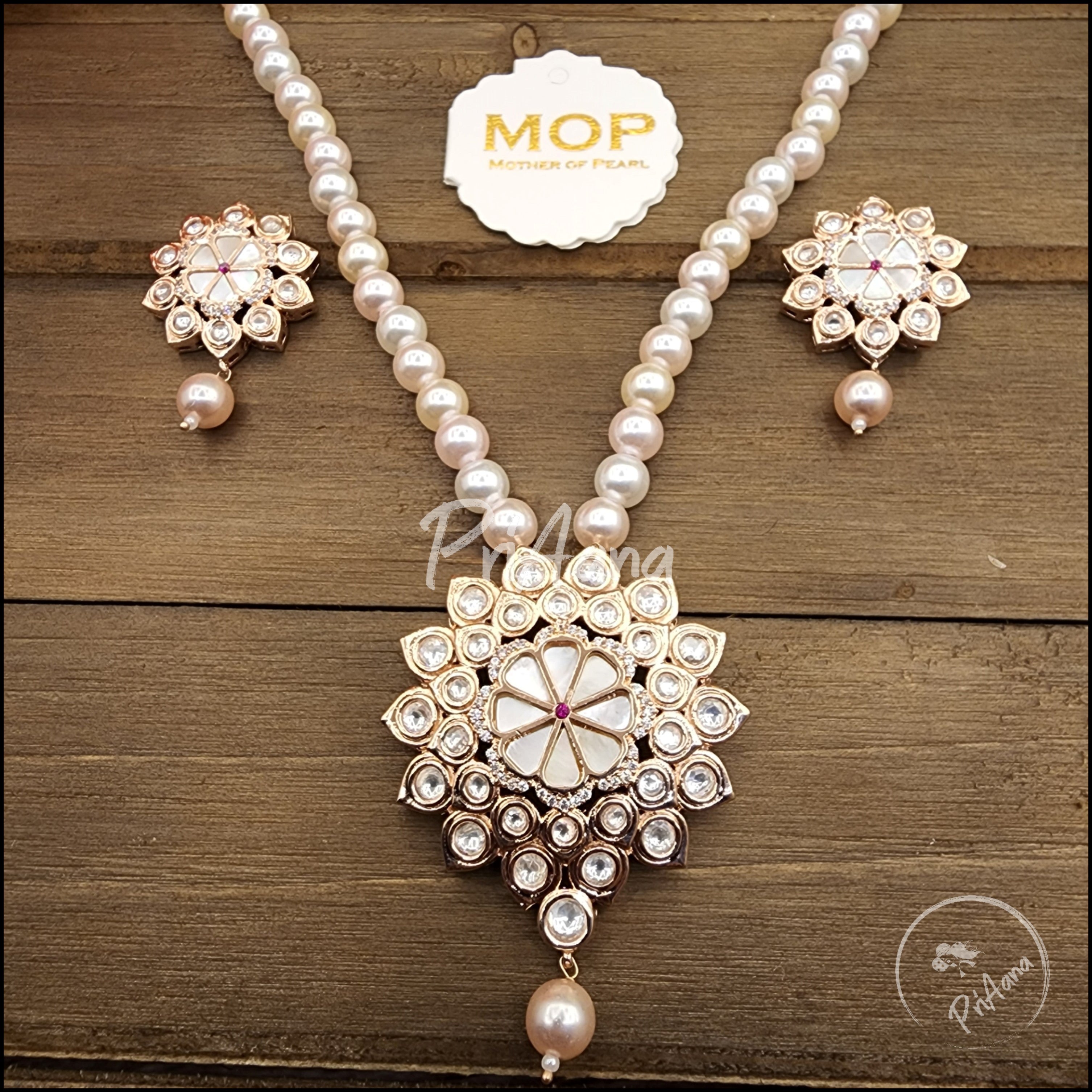Ambika Mother of Pearl Necklace Set