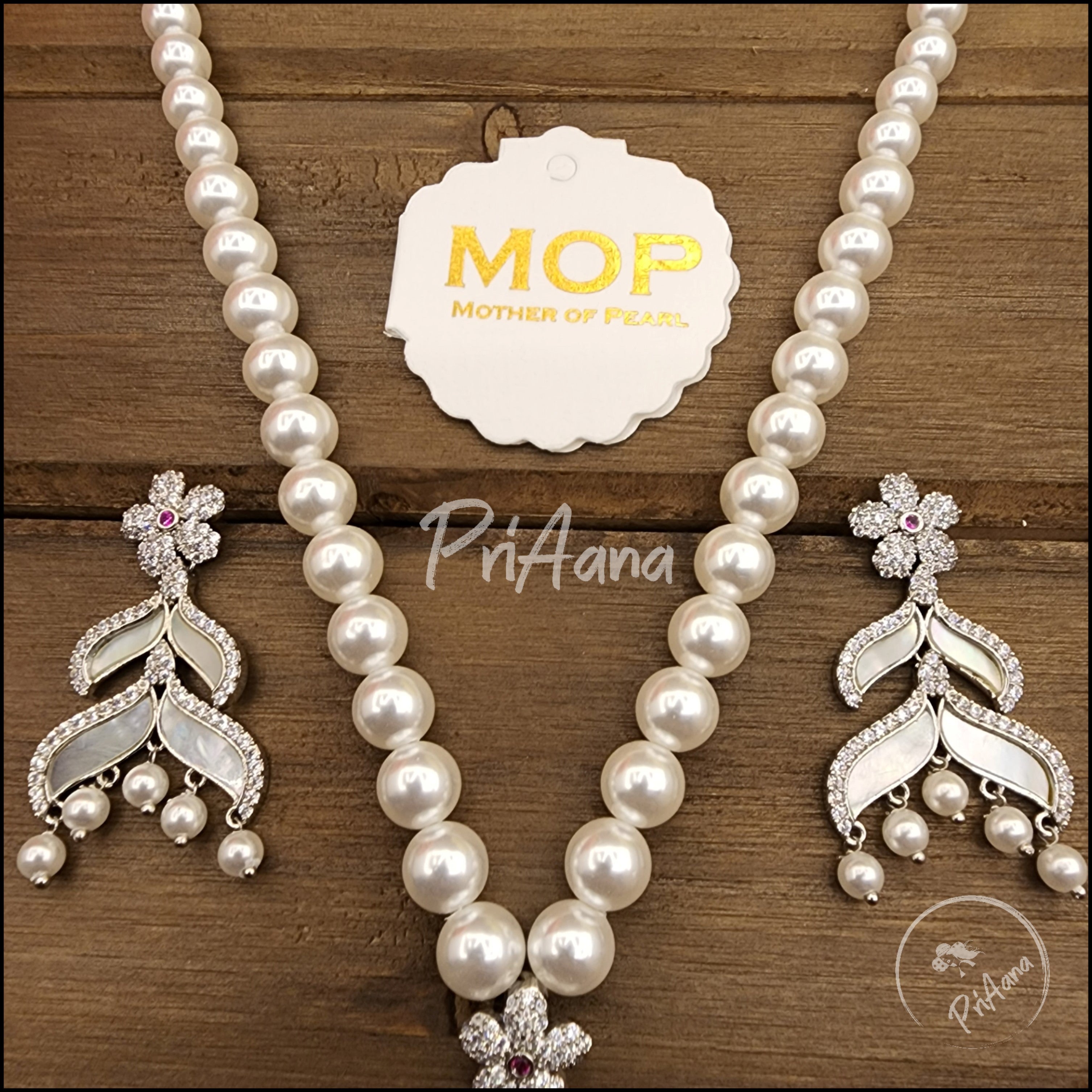 Devadhani Mother of Pearl Necklace Set
