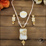 Aadrika Mother of Pearl Necklace Set