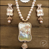 Dhruvi Mother of Pearl Necklace Set